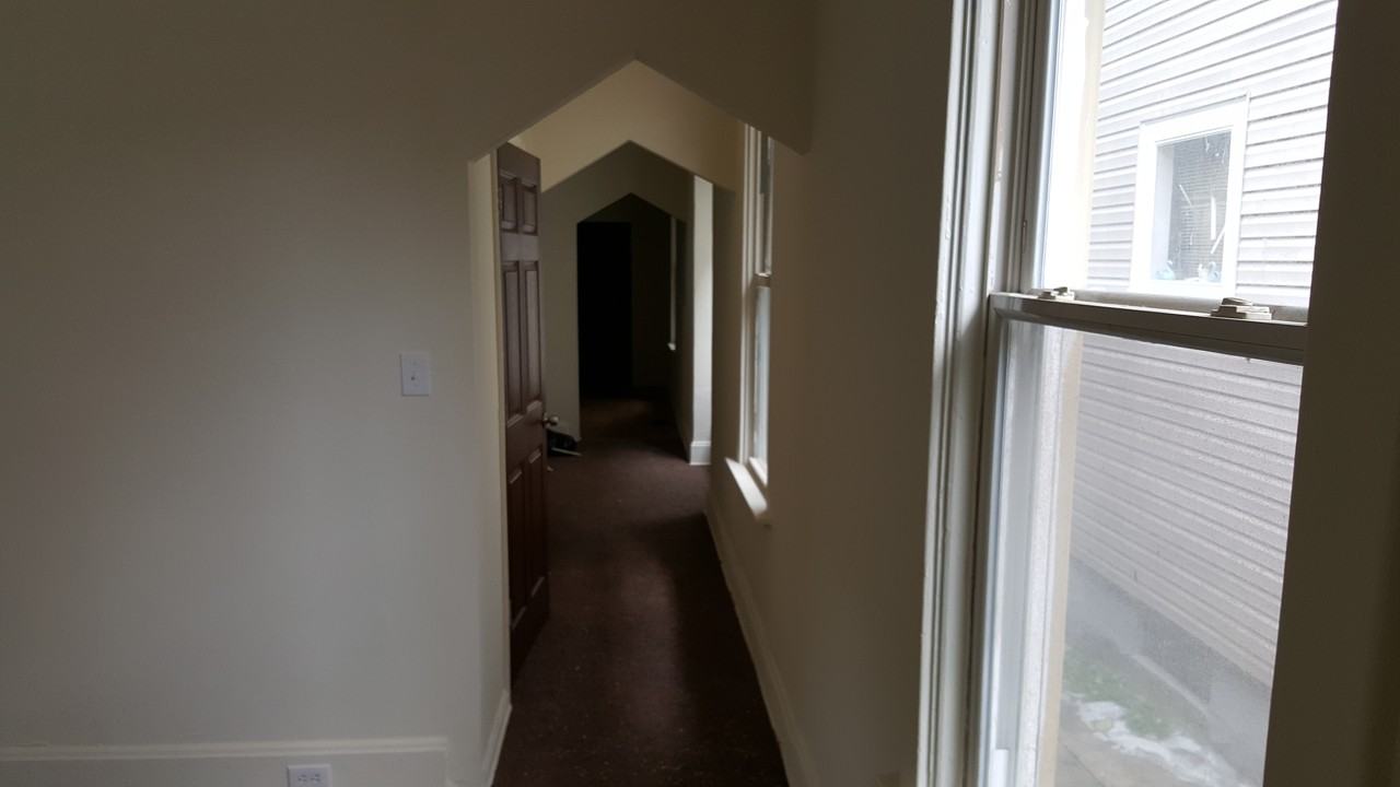 1914 Knox St - Photo 3 of 11