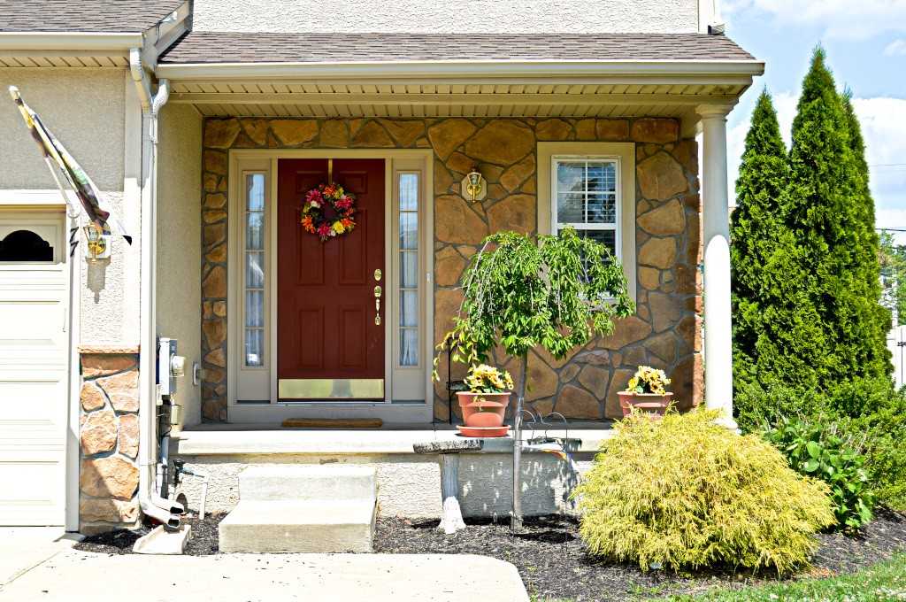 77 Glacier Drive - Photo 2 of 24