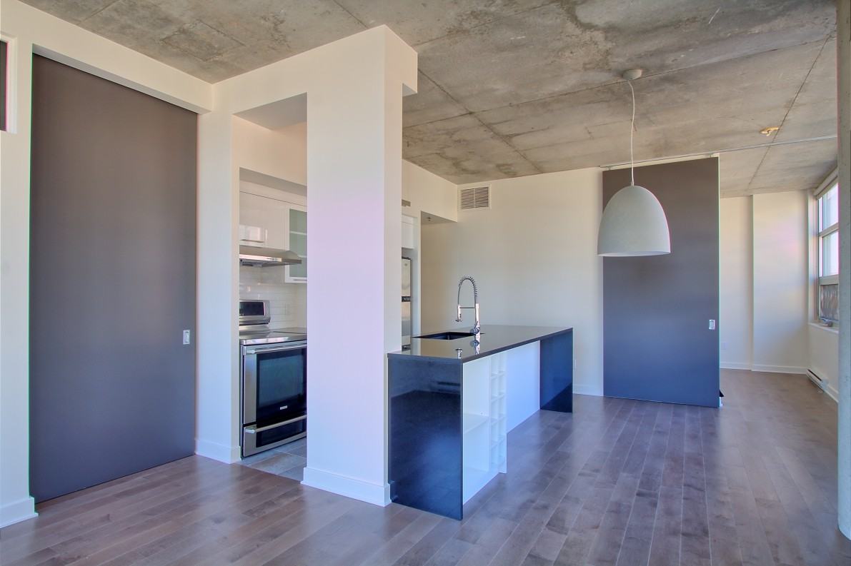 630 Rue William #705