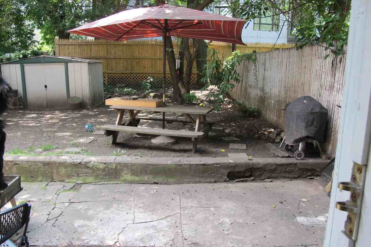 300 Ellery Street #1a - Photo 2 of 11