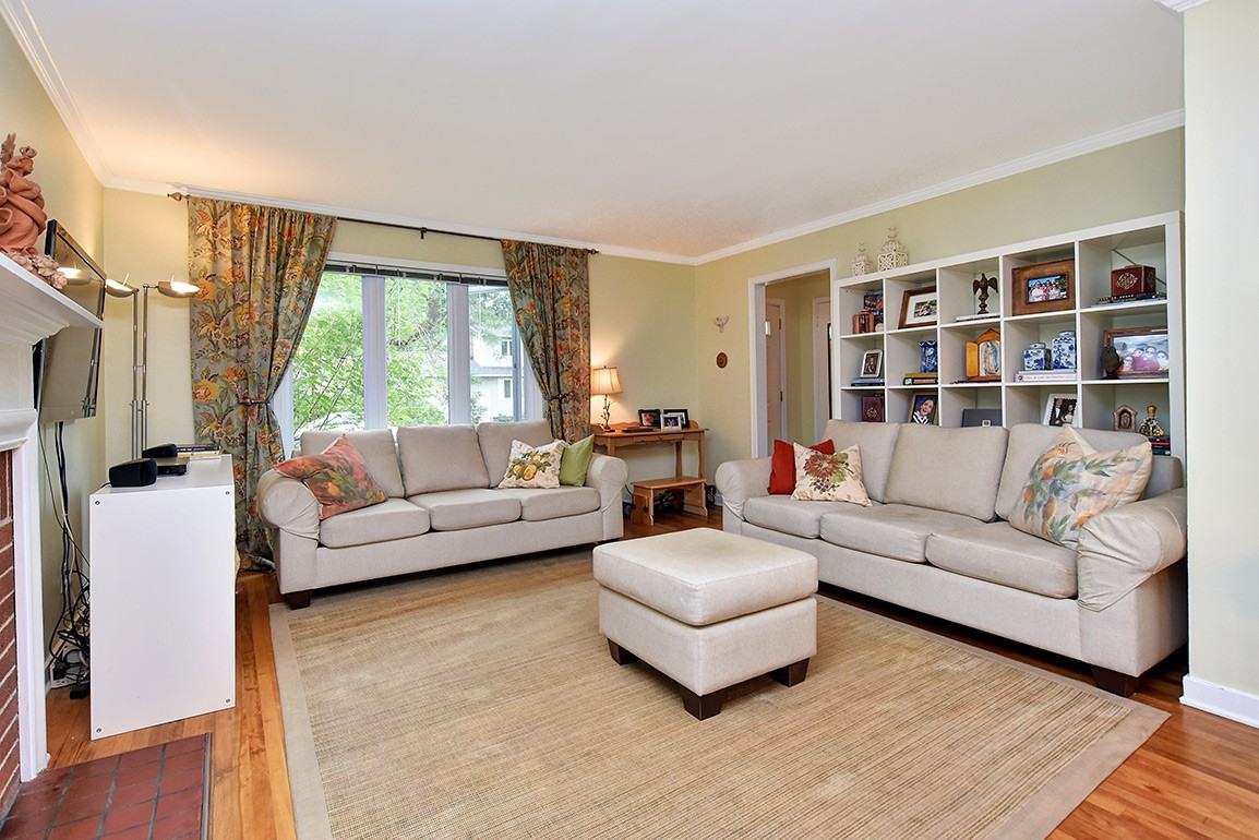 32 Arundel Avenue - Photo 2 of 10