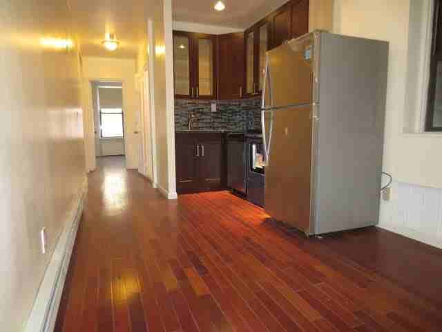 350 East 53rd Street #2B