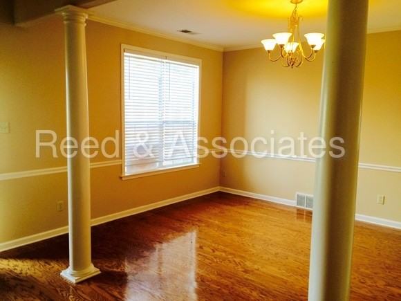 5175 Guffin Rd - Photo 2 of 14