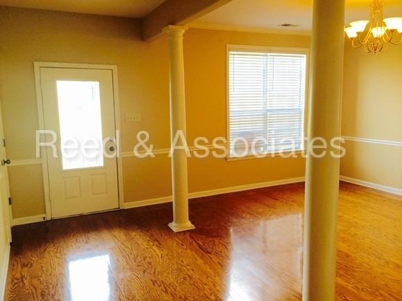 5175 Guffin Rd - Photo 3 of 14