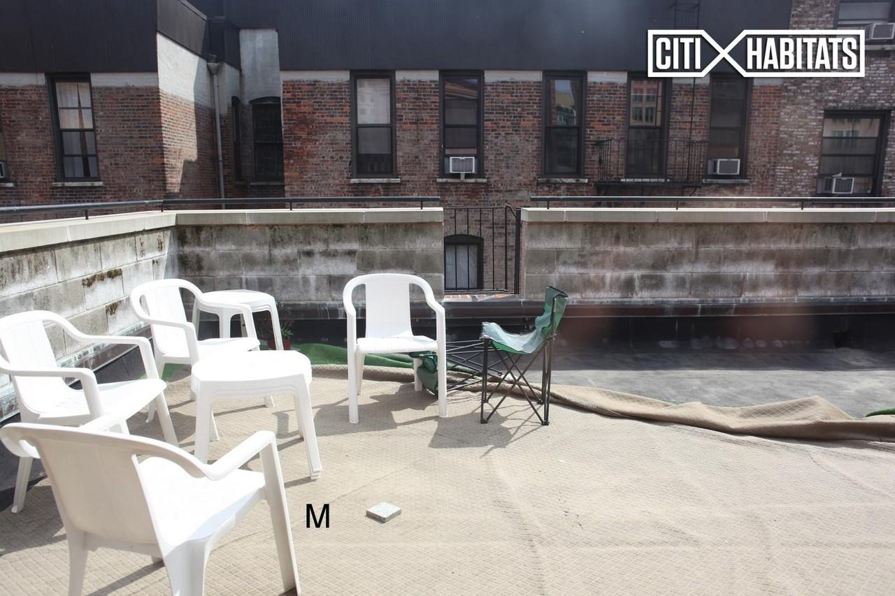 W 109th St #PHC