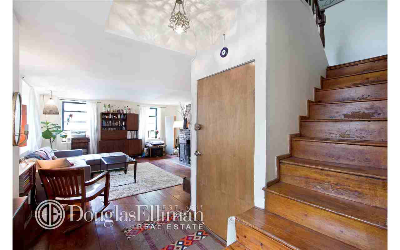 454 State St #2 - Photo 3 of 7