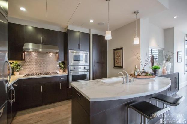 690 Market St - Photo 3 of 13