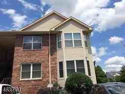 10 Claire Ct - Photo 3 of 6