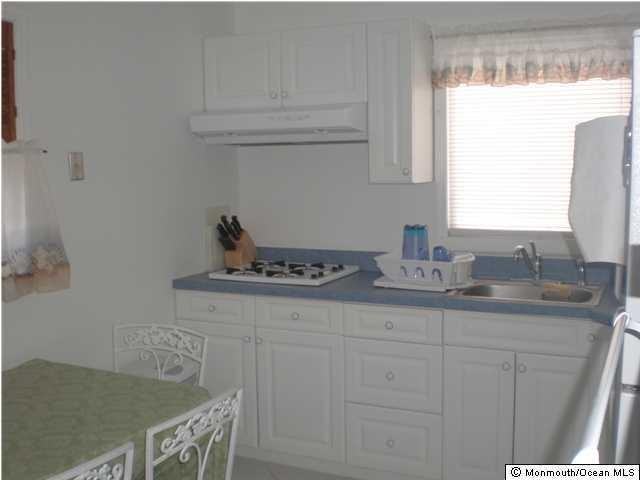 1138 Leonard Rd - Photo 3 of 3