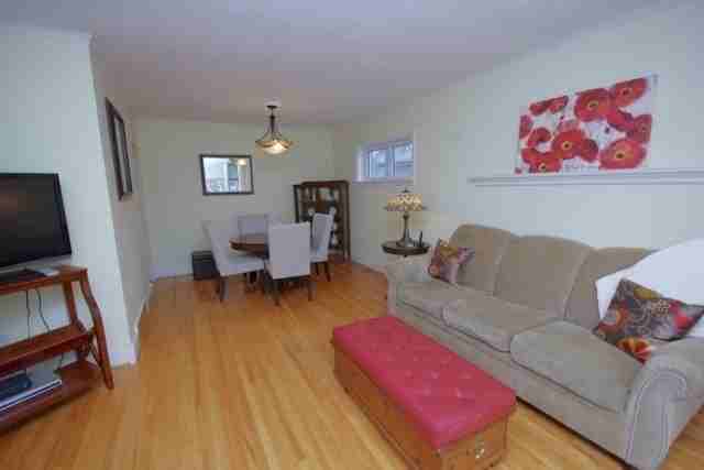 25 Westhead Rd - Photo 2 of 20