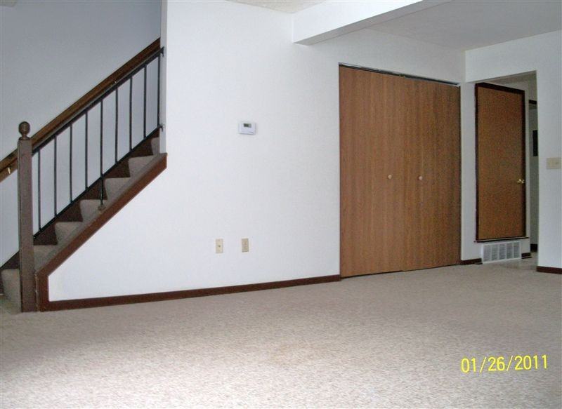 8723 State Rd - Photo 3 of 8