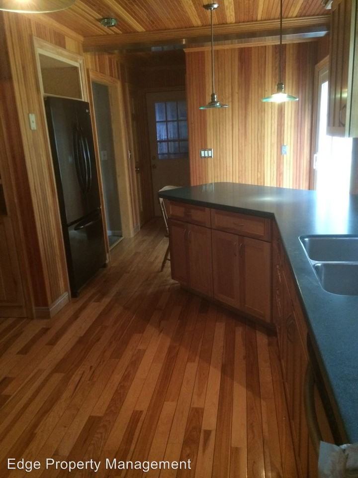 314 Deepwood Ln - Photo 2 of 9