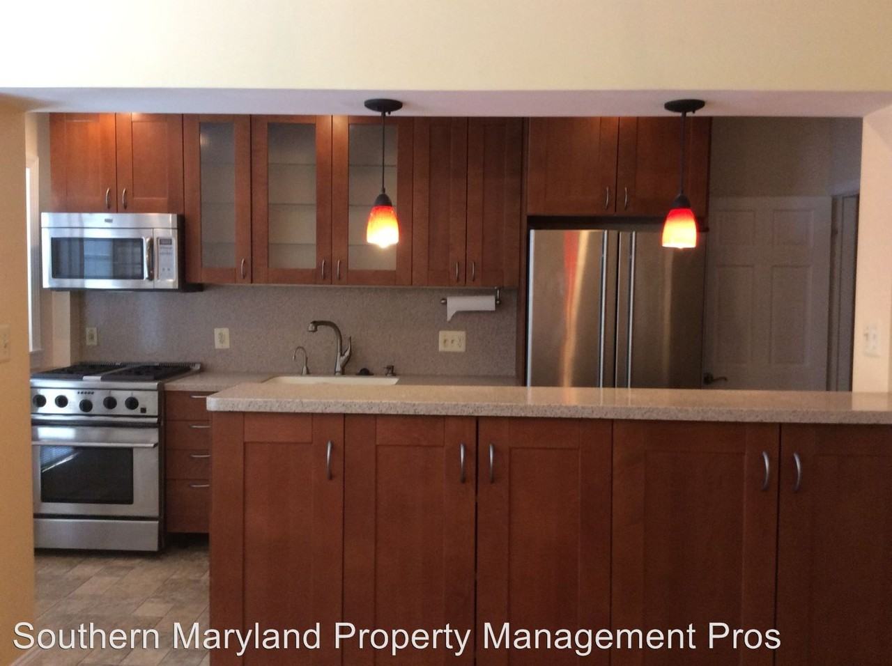 137 Stevenson Ln - Photo 2 of 28