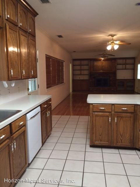 152 Saddle Brook Dr - Photo 2 of 18