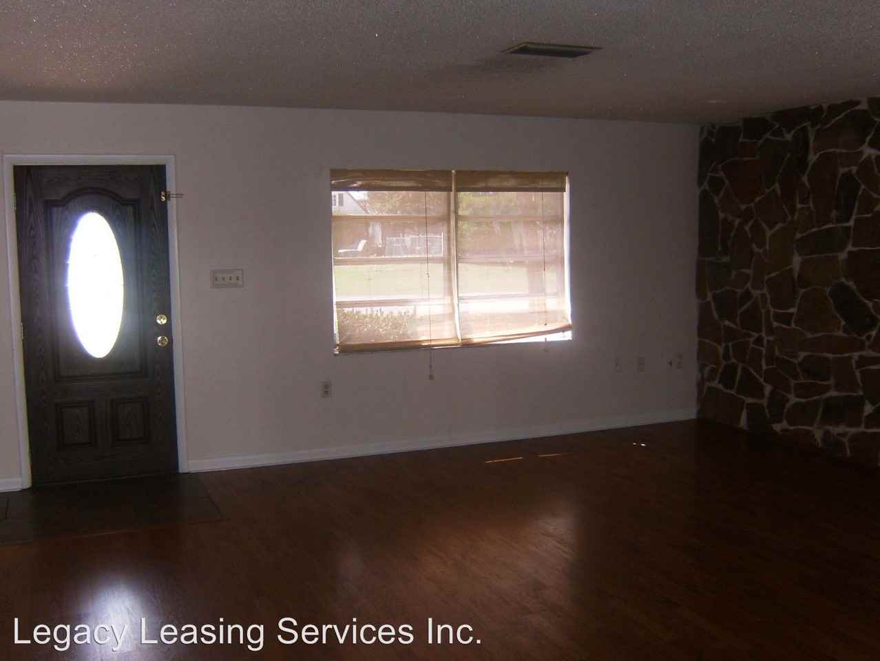 101 Aldo Dr - Photo 2 of 7