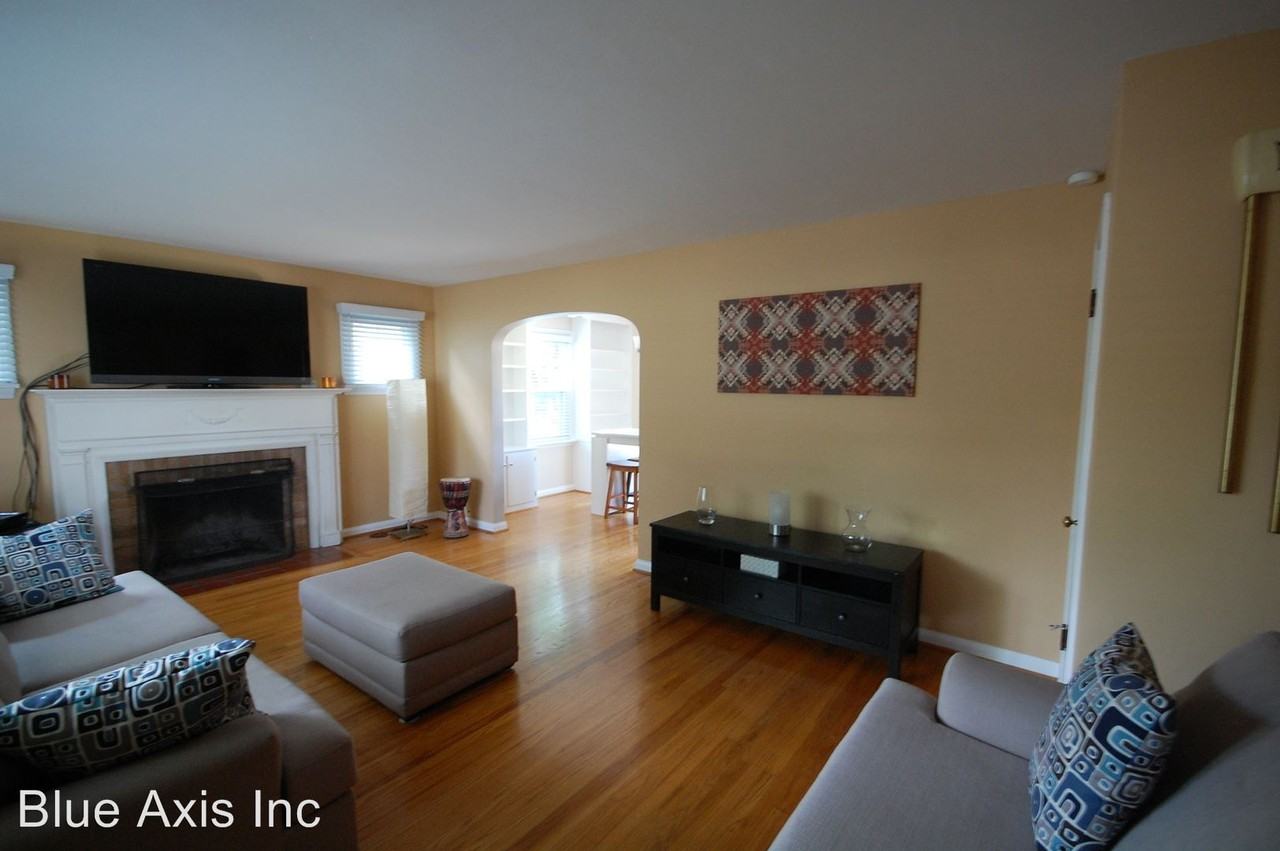 102 Lattimore Rd - Photo 3 of 13