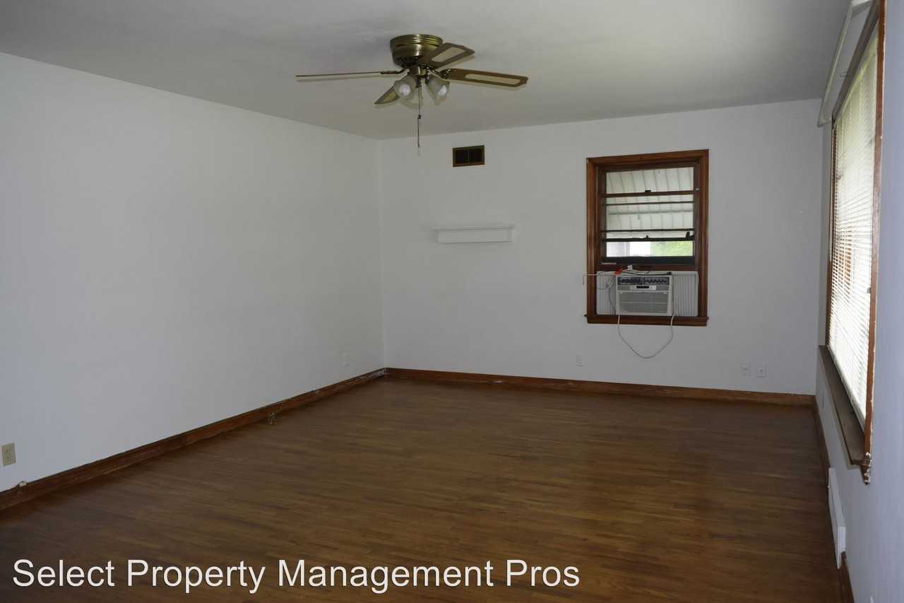 4721 W Jefferson Blvd - Photo 2 of 9
