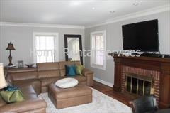 412 W 70th Terrace - Photo 2 of 15