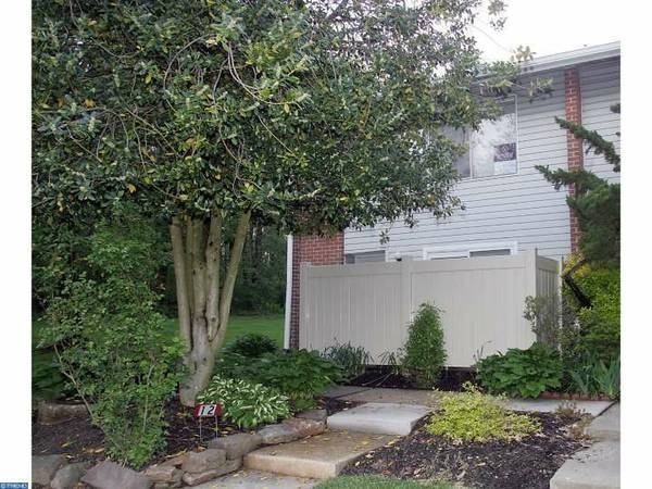 12 Thistle Ct - Photo 3 of 15