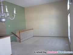 5176 Farnham Dr N - Photo 3 of 15