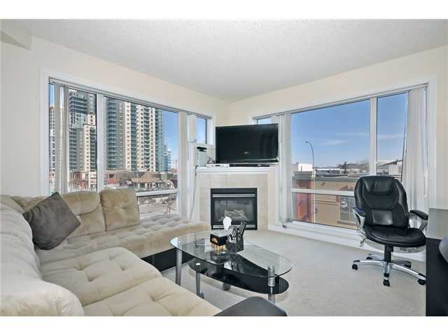 138 18 Ave SE #405 - Photo 2 of 8