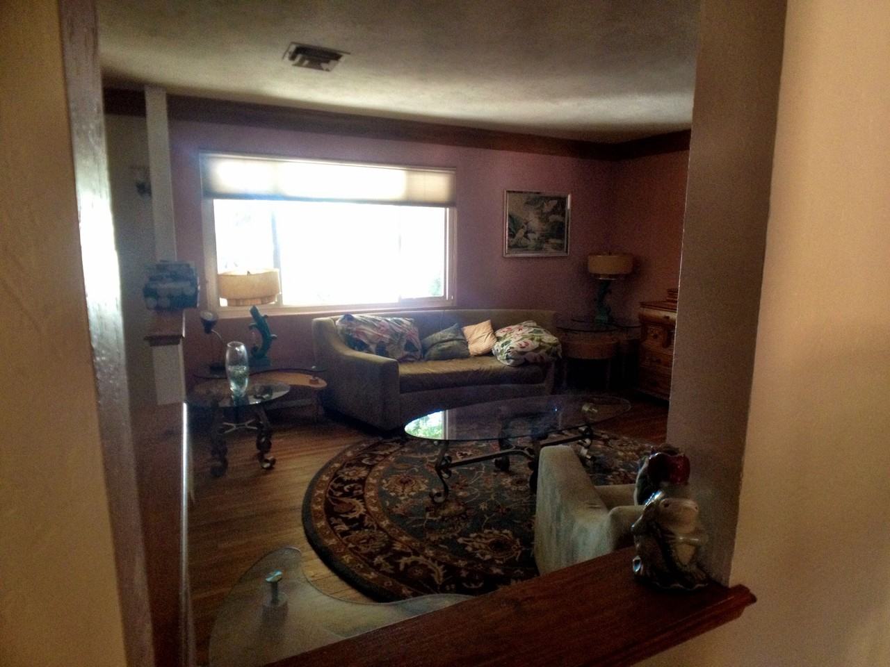 2916 Tennessee St NE - Photo 3 of 18