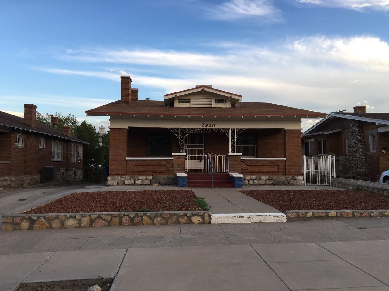 2920 Copper Ave - Photo 2 of 4
