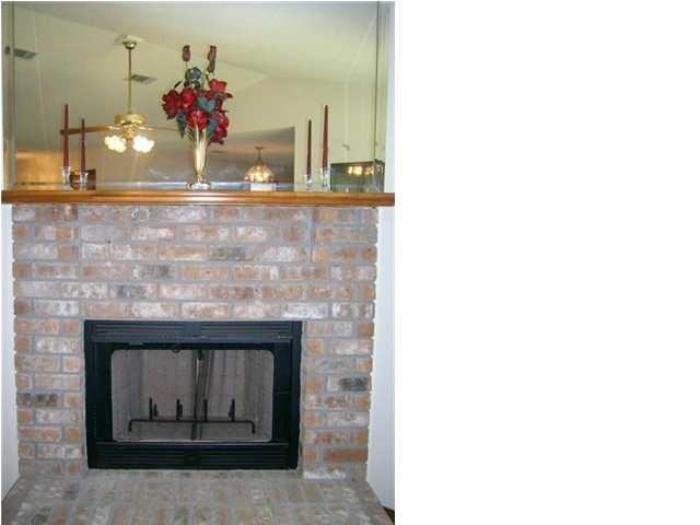 449 Peppertree Terrace - Photo 3 of 10