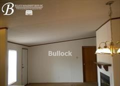 4230 Holcomb Cir - Photo 3 of 8