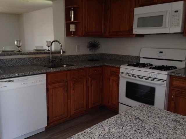 14 Devonshire Dr - Photo 2 of 29