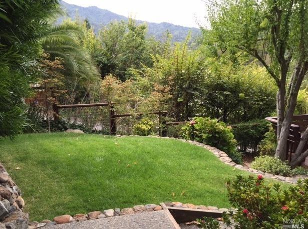 22 Stetson Ave - Photo 2 of 15