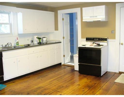 1 E Greenwood St #2 - Photo 2 of 4