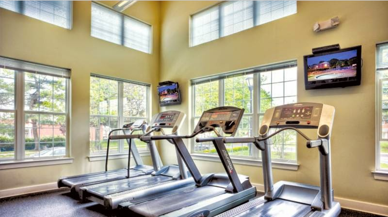 7800 Stenton Avenue - Photo 2 of 17