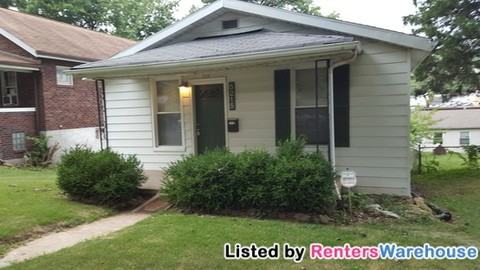 5215 Dewey Ave - Photo 3 of 18