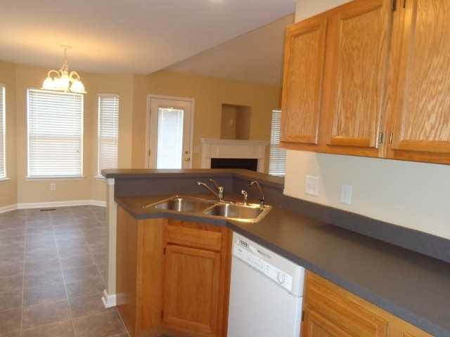 519 Acorn Way - Photo 3 of 10
