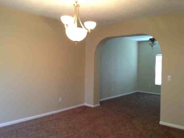 210 Waterstone Dr - Photo 3 of 14
