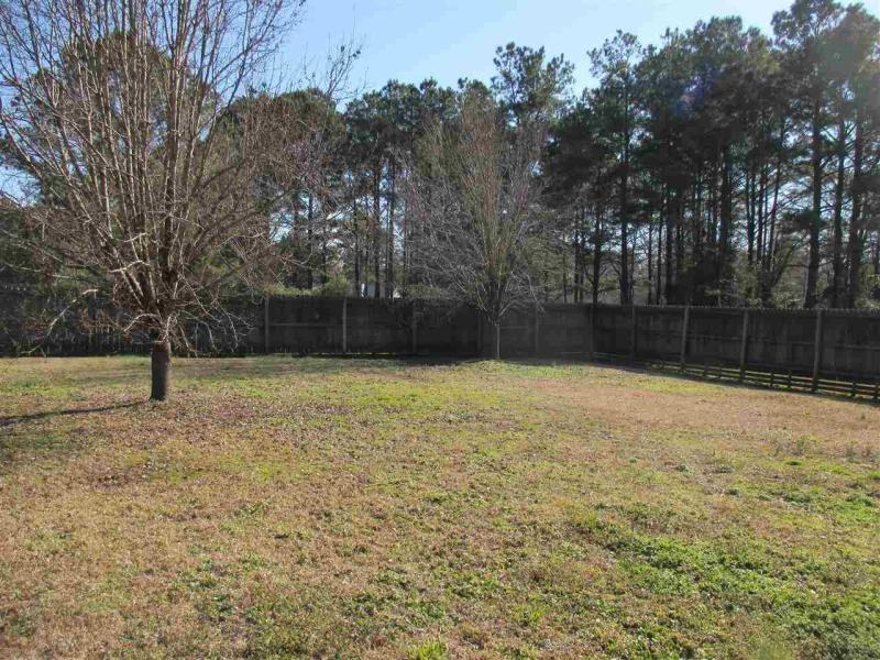 227 Live Oak Court - Photo 2 of 2