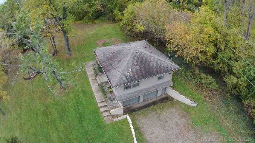 1556 Rochester Rd #b - Photo 3 of 27