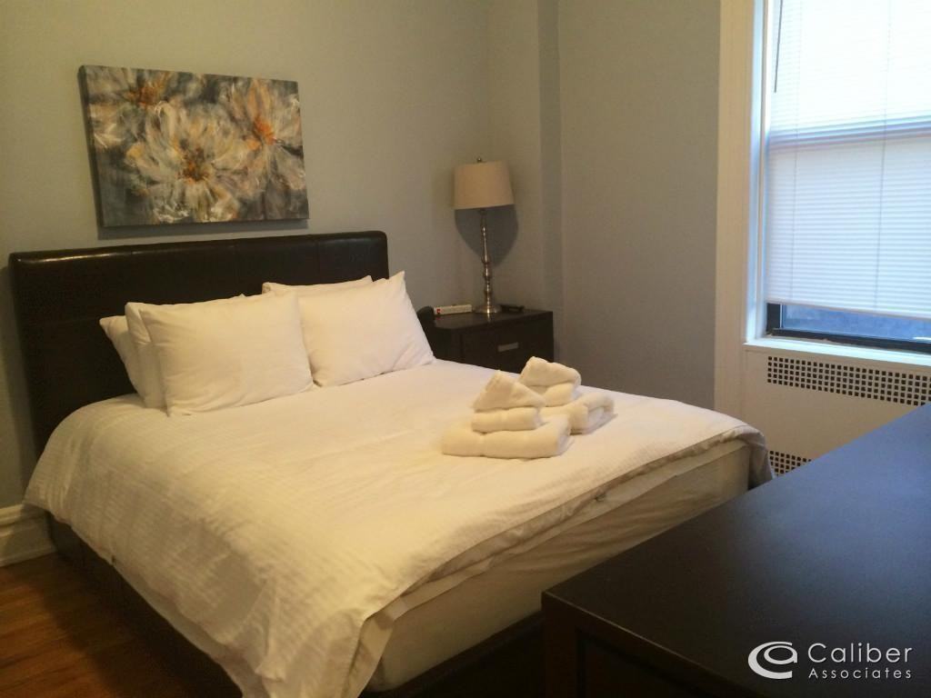 W 54th St #10A