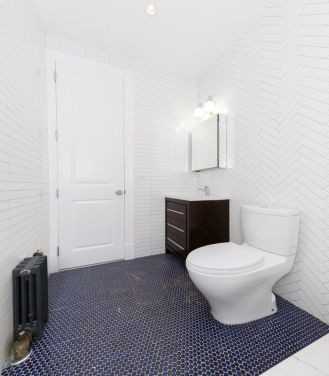 1031 Lorimer Street - Photo 3 of 18