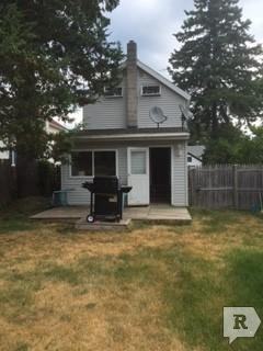 423 Albany Ave - Photo 2 of 12