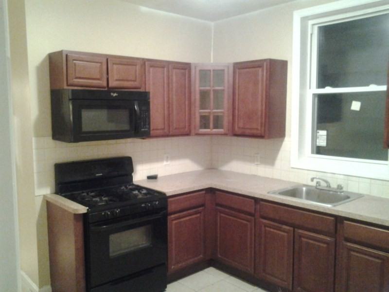 582 Hunterdon St - Photo 3 of 4