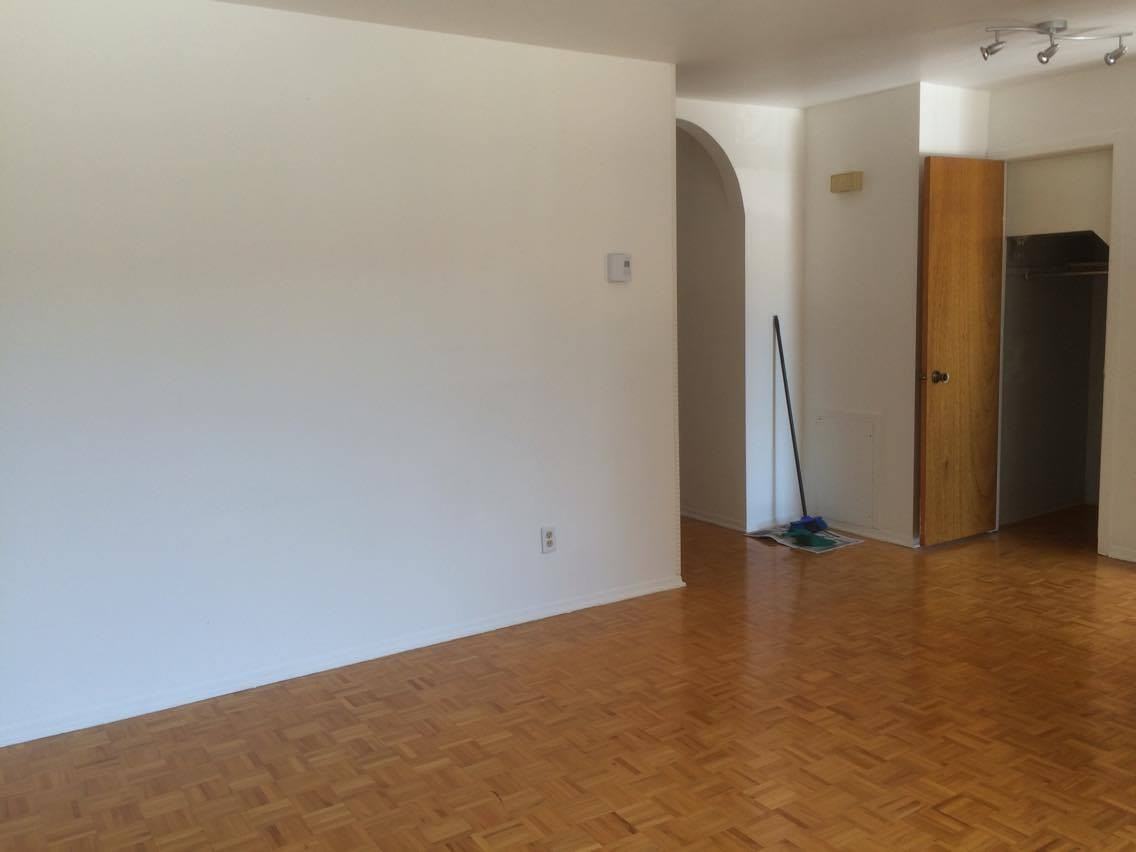 1195 Rue Hébert - Photo 3 of 11