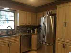 420 Oakwood Loop - Photo 2 of 12