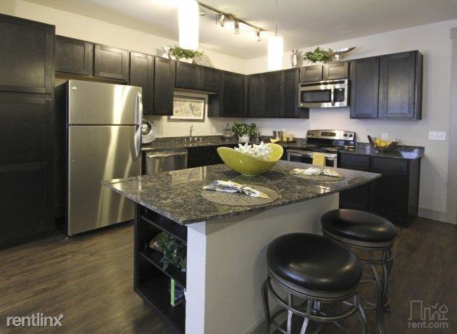 Lovers Ln. and Greenville Ave. - Photo 2 of 4