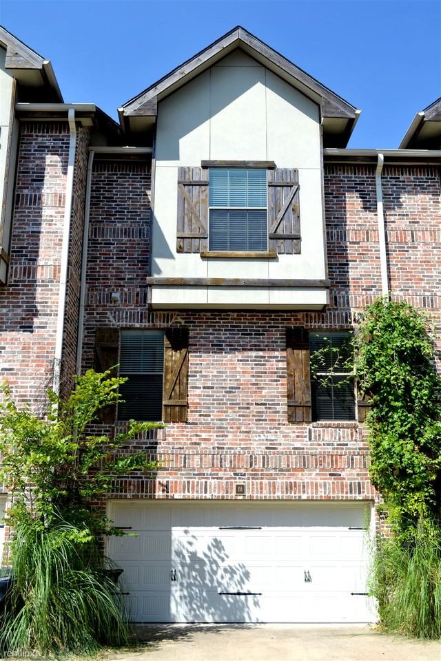 353 George Bush Dr E - Photo 2 of 43