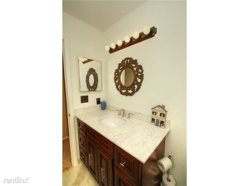 5040 NW 66th Dr - Photo 3 of 11