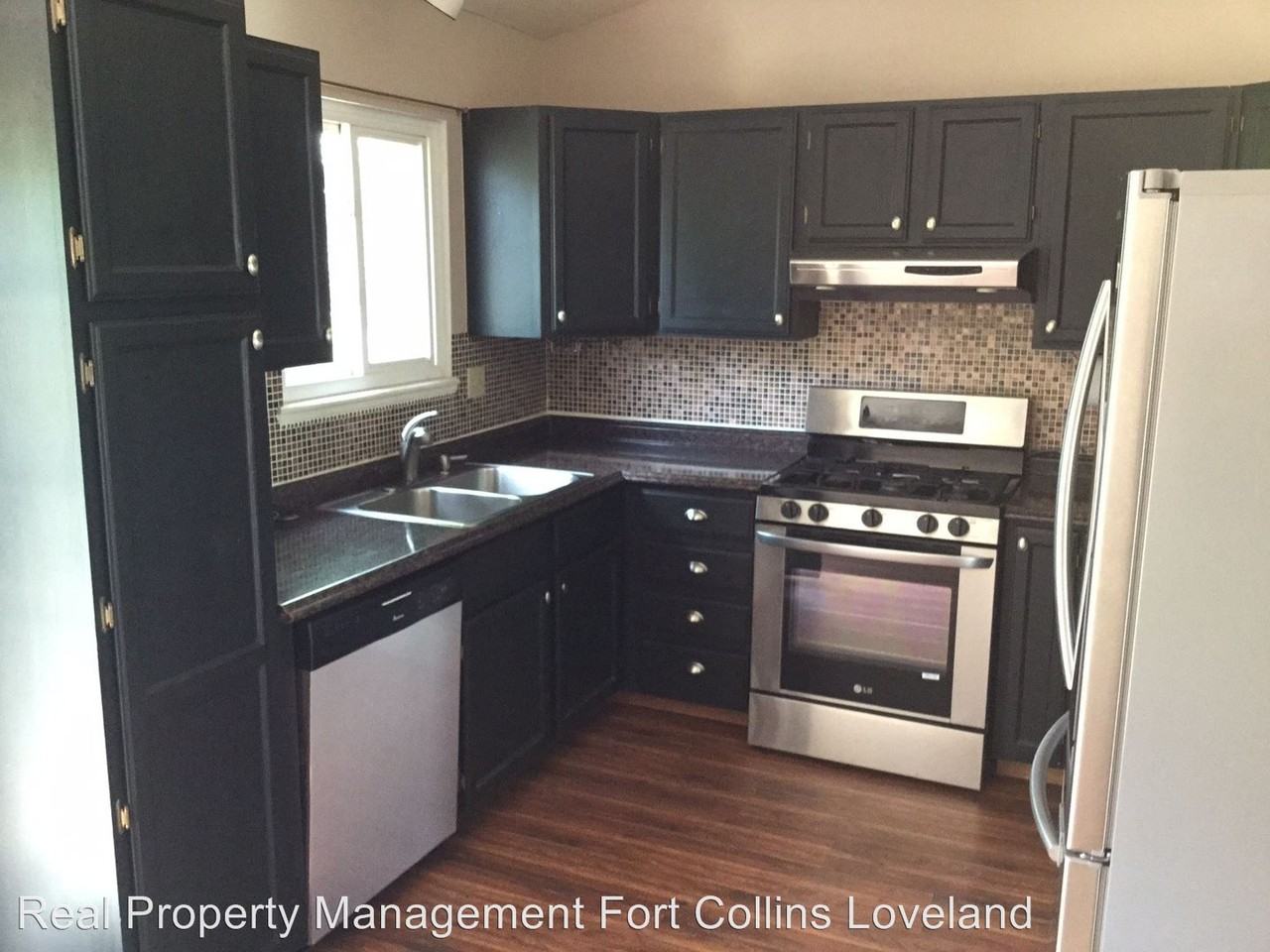 913 Sitka St - Photo 2 of 9