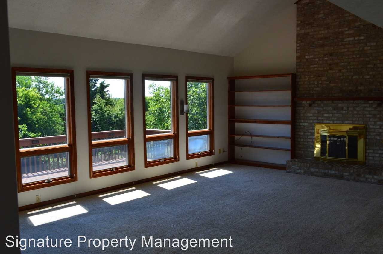 513 Cedar Orchard Dr W - Photo 3 of 20