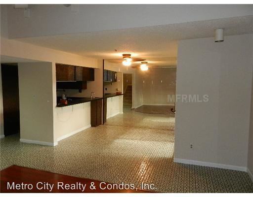 1064 E Michigan St - Photo 3 of 8